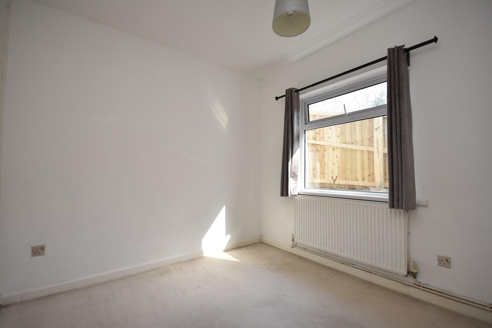 11 Longmeadow Drive, Dinas Powys, CF64 4TA